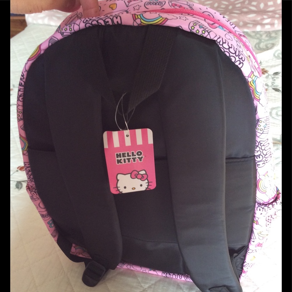Hello kitty backpack - Picture 5 of 6